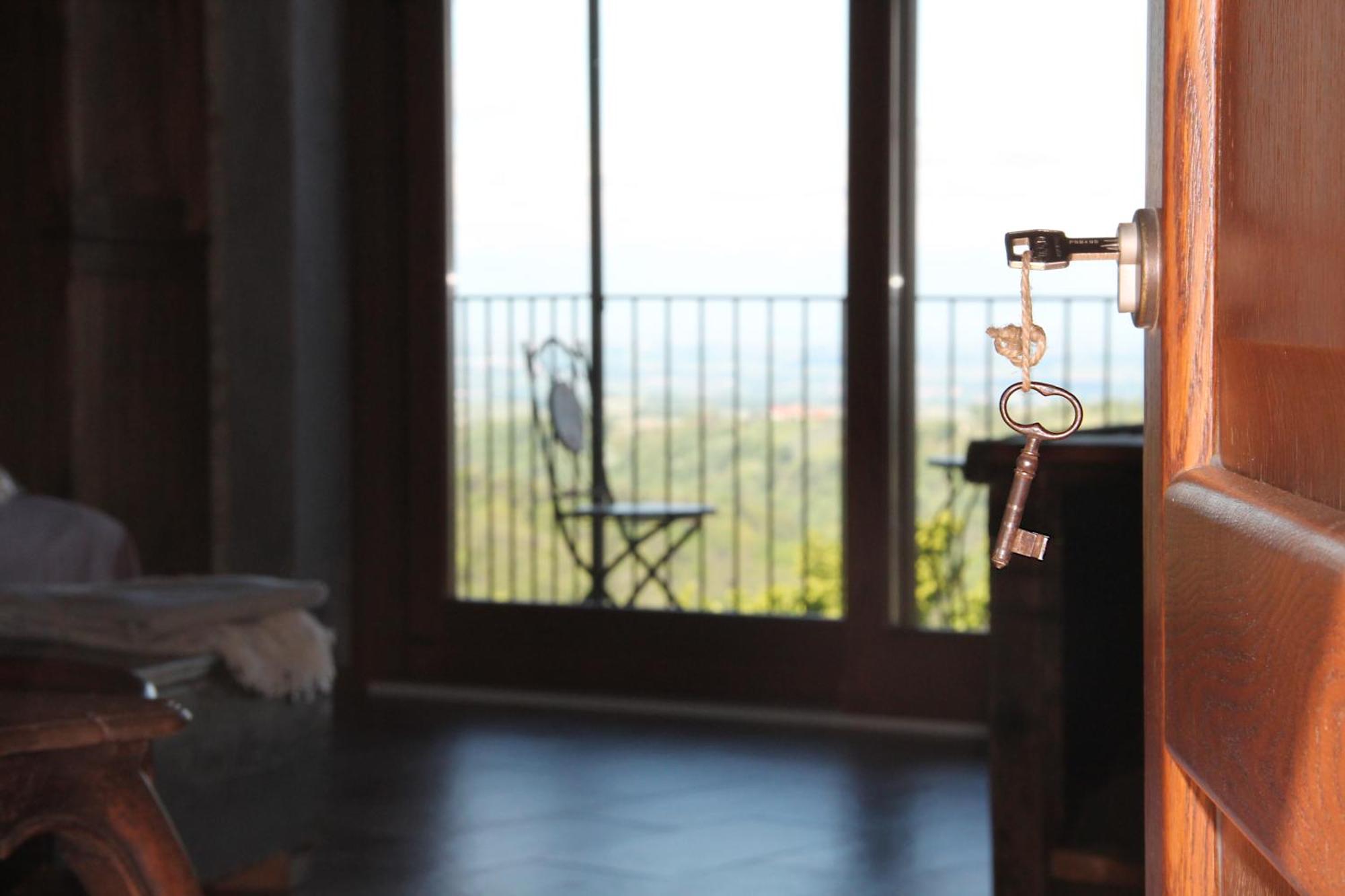 Casa Vecchia Bed&Breakfast Bossolasco エクステリア 写真