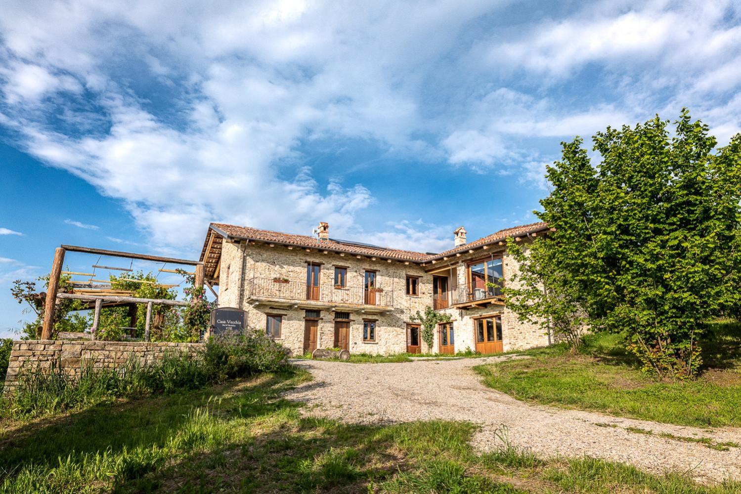 Casa Vecchia Bed&Breakfast Bossolasco エクステリア 写真